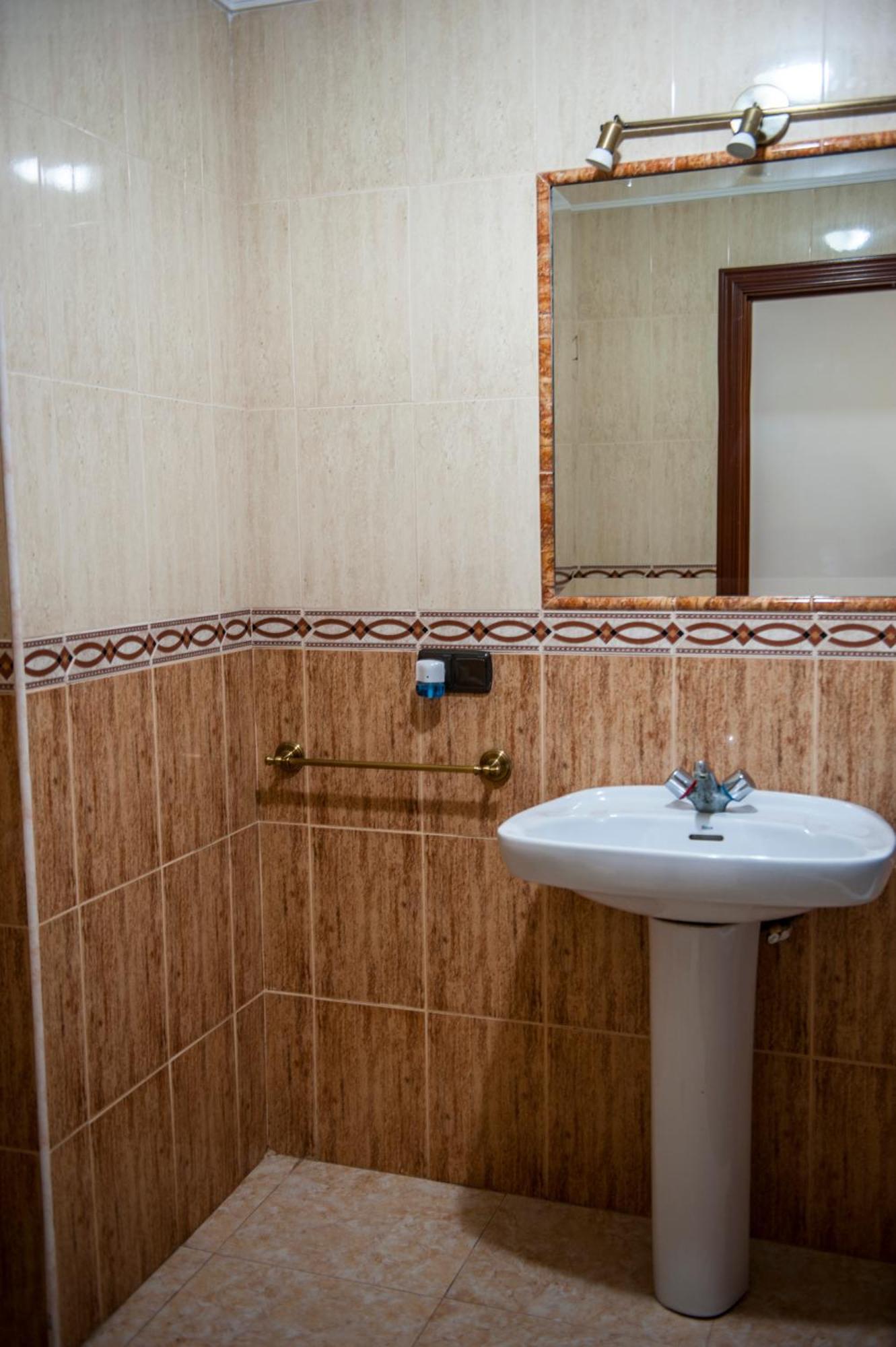 Hostal Las Palomas Lucena Dış mekan fotoğraf