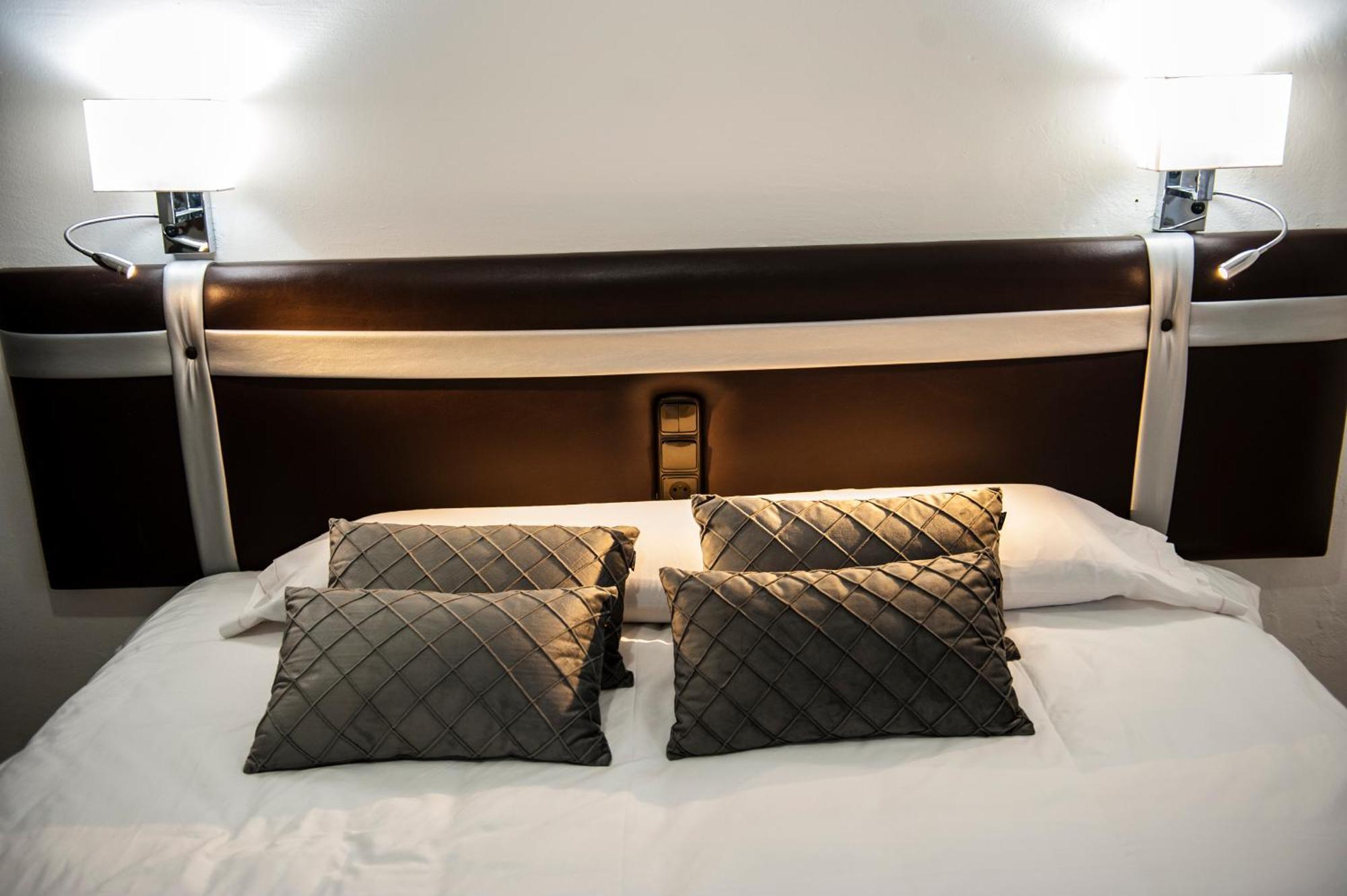Hostal Las Palomas Lucena Dış mekan fotoğraf